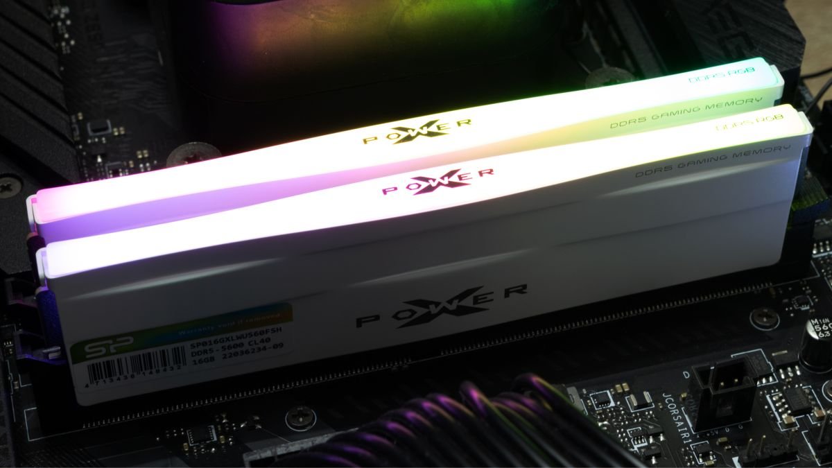 Silicon Energy Xpower Zenith RGB DDR5-5600 C40 Review_ Overclocker’s Delight